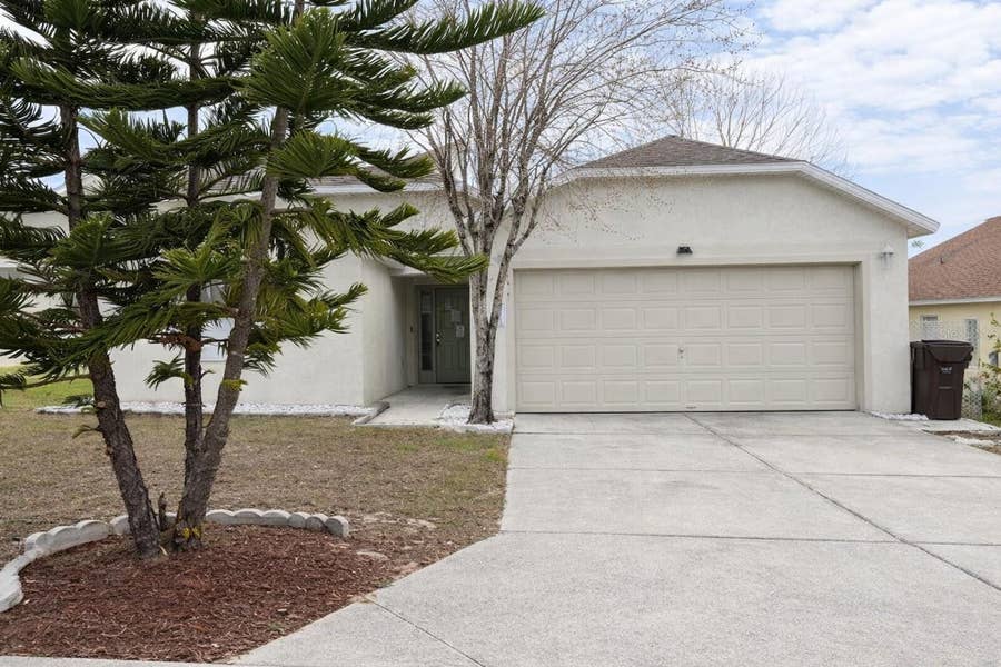 Property photo for 551 LAKE CHARLES DRIVE, Davenport, FL