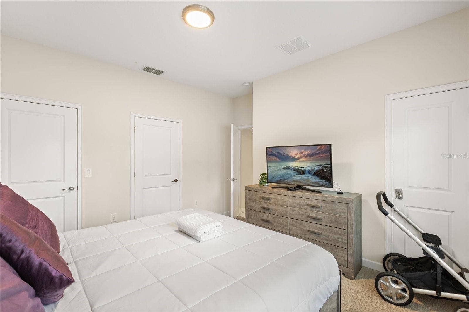 9075 DOGLEG DR, Davenport, FL 33896 9075 DOGLEG DR, Davenport, FL 33896