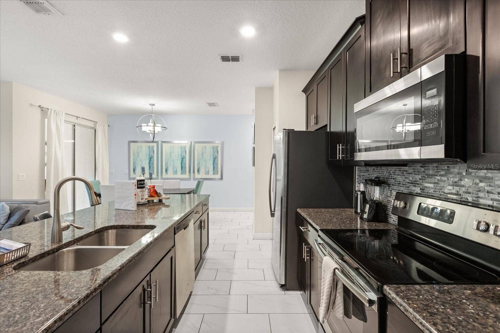 9075 DOGLEG DR, Davenport, FL 33896 9075 DOGLEG DR, Davenport, FL 33896