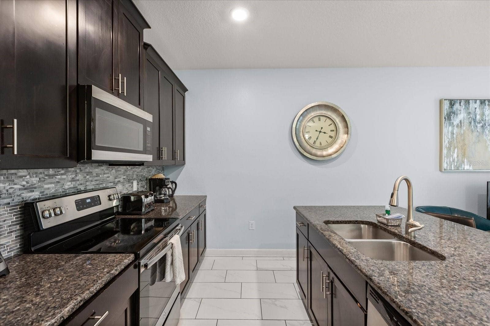 9075 DOGLEG DR, Davenport, FL 33896 9075 DOGLEG DR, Davenport, FL 33896