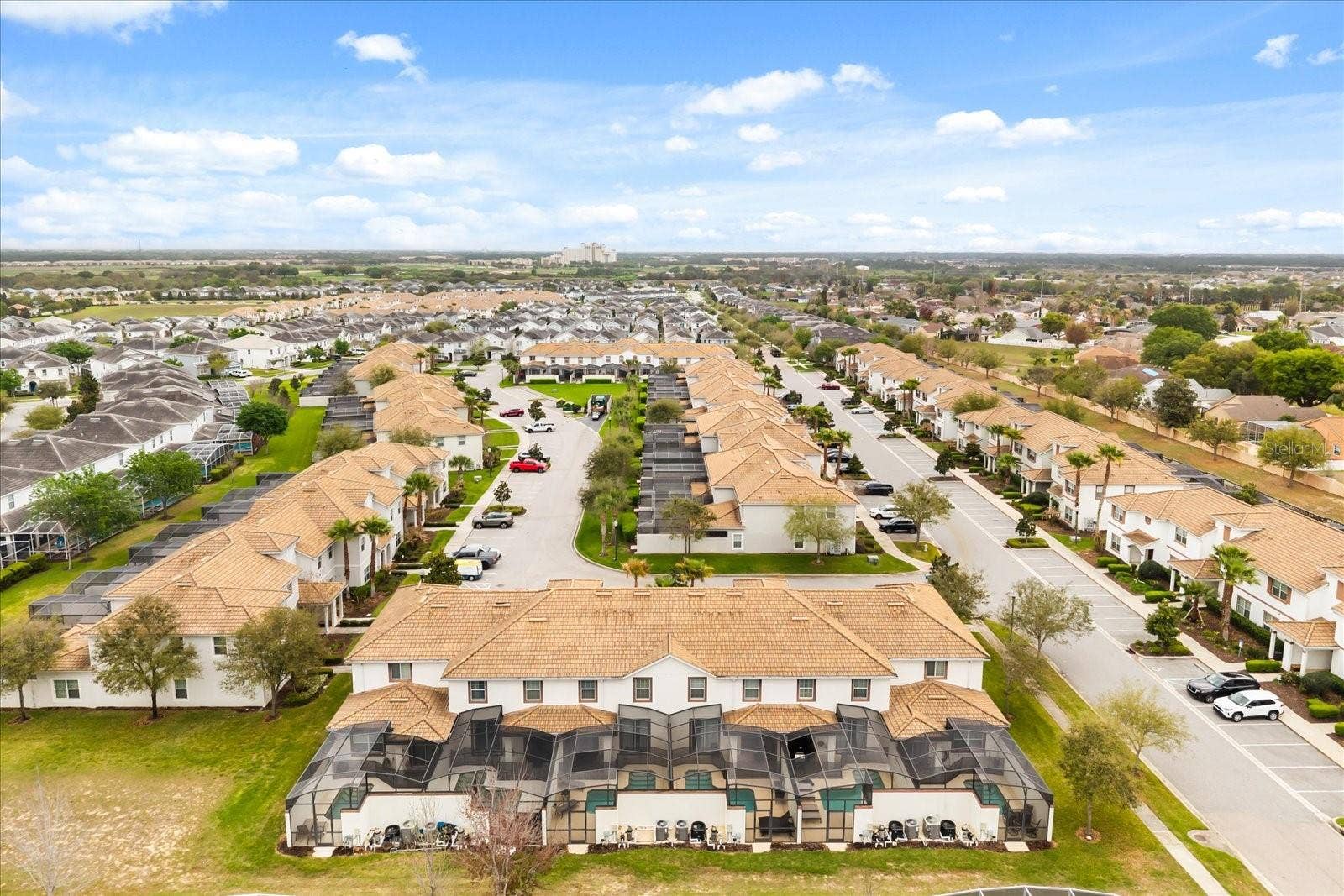 9075 DOGLEG DR, Davenport, FL 33896 9075 DOGLEG DR, Davenport, FL 33896