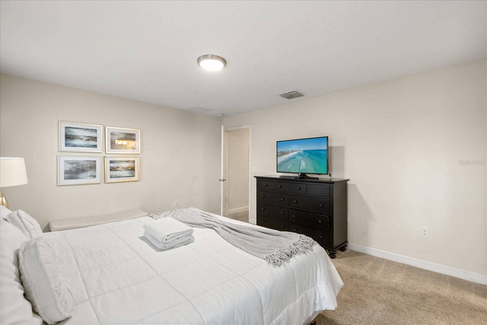 9075 DOGLEG DR, Davenport, FL 33896 9075 DOGLEG DR, Davenport, FL 33896