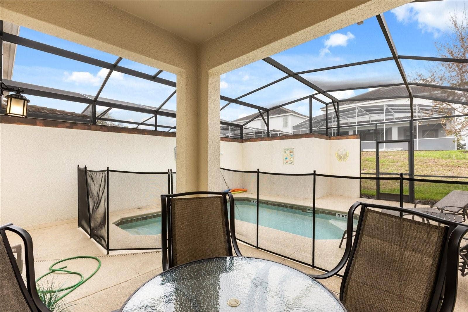 9075 DOGLEG DR, Davenport, FL 33896 9075 DOGLEG DR, Davenport, FL 33896