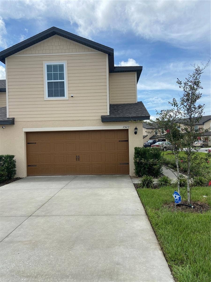 Property photo for 1523 WYNFORD CIRCLE, Tavares, FL