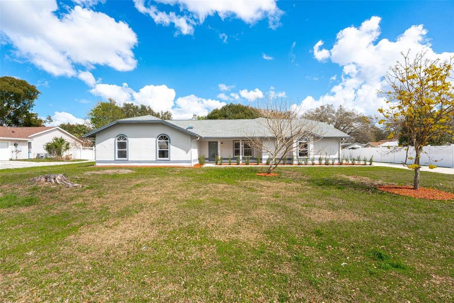 Property photo for 5521 OAK STREET, Mount Dora, FL