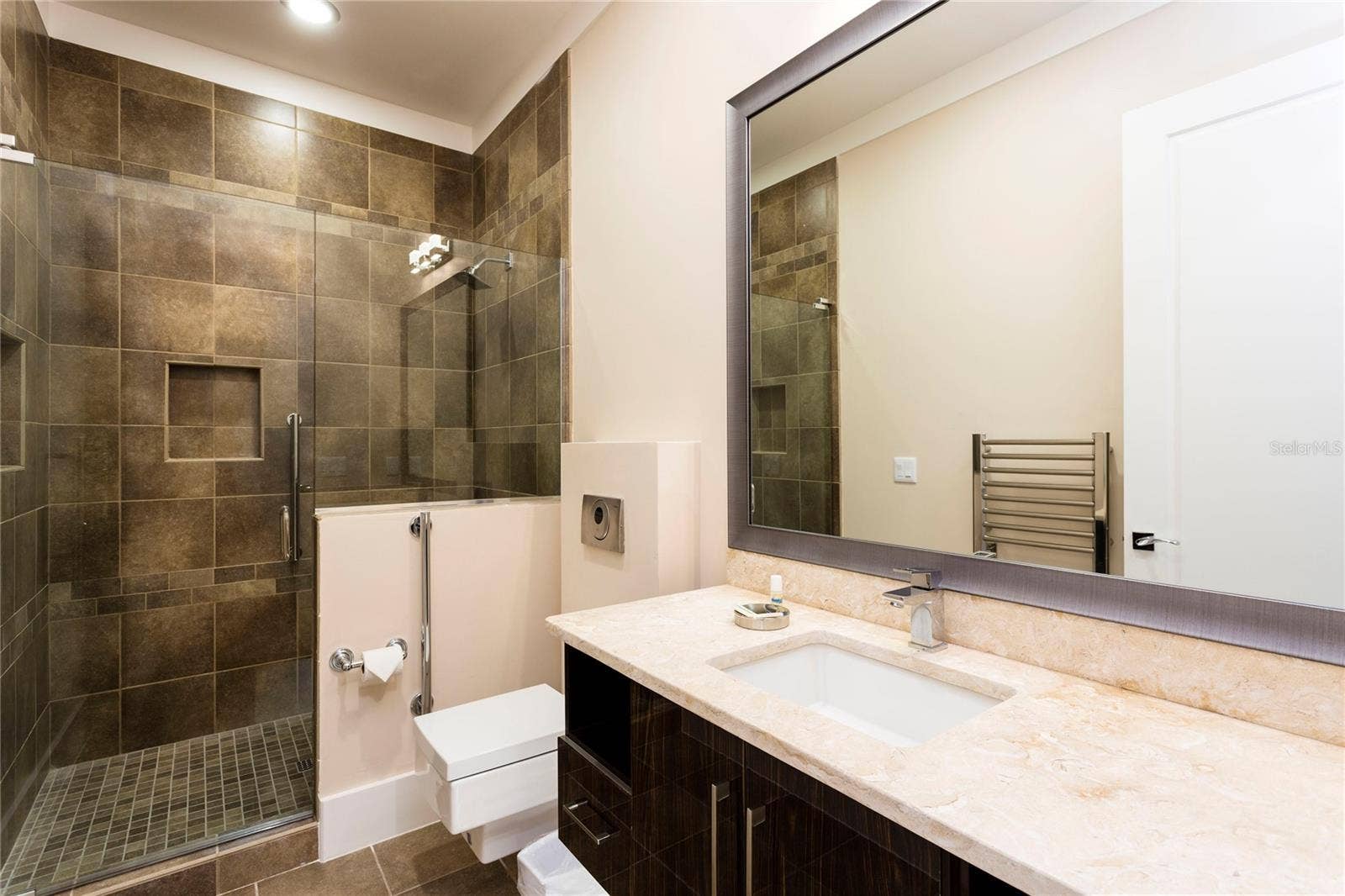 905 GOLDEN BEAR DRIVE, Reunion, FL 34747 905 GOLDEN BEAR DRIVE, Reunion, FL 34747