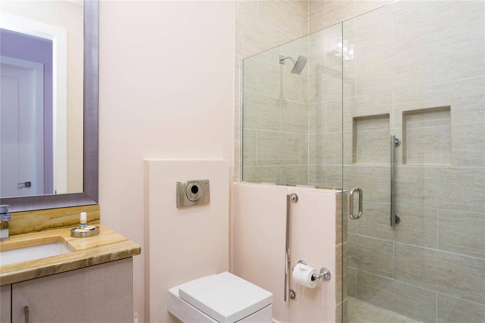 905 GOLDEN BEAR DRIVE, Reunion, FL 34747 905 GOLDEN BEAR DRIVE, Reunion, FL 34747