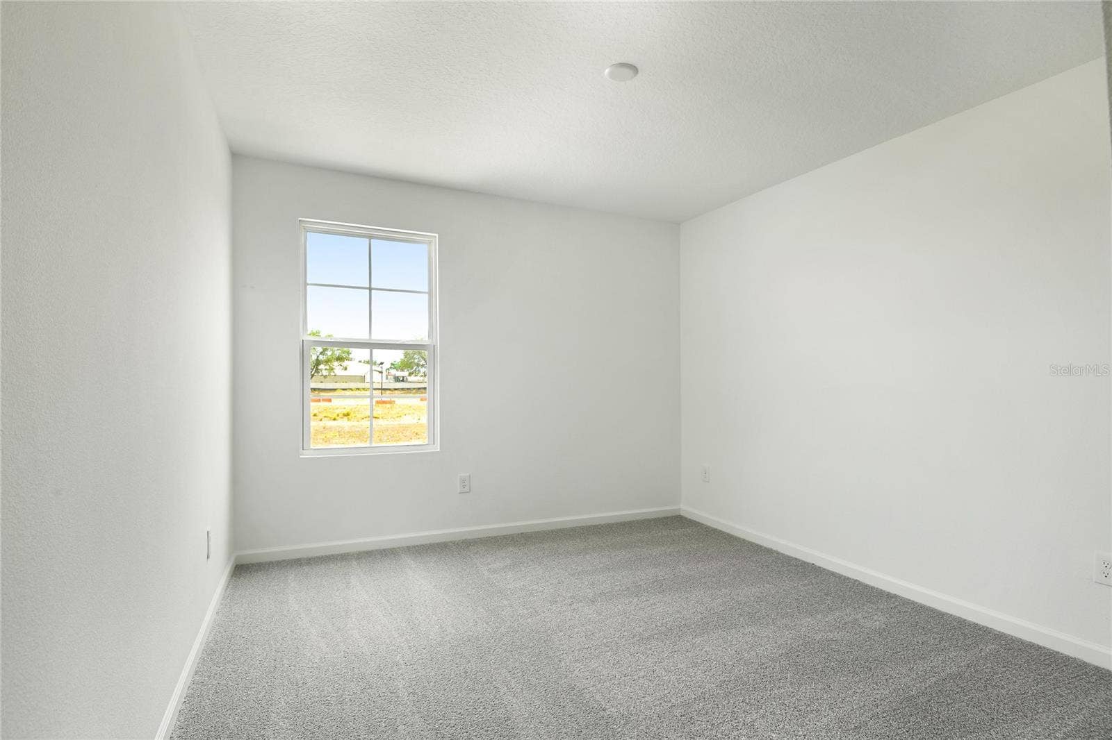 3481 MACCHI AVENUE, Tavares, FL 32778 3481 MACCHI AVENUE, Tavares, FL 32778