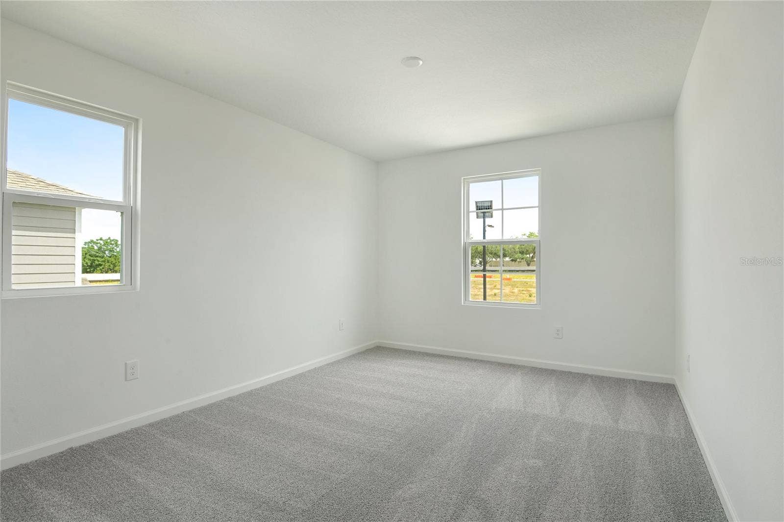 3481 MACCHI AVENUE, Tavares, FL 32778 3481 MACCHI AVENUE, Tavares, FL 32778