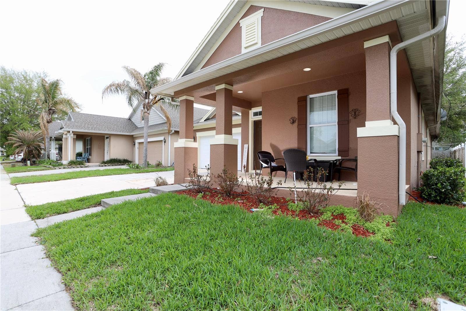 13622 DARCHANCE ROAD, Windermere, FL 34786 Side of front