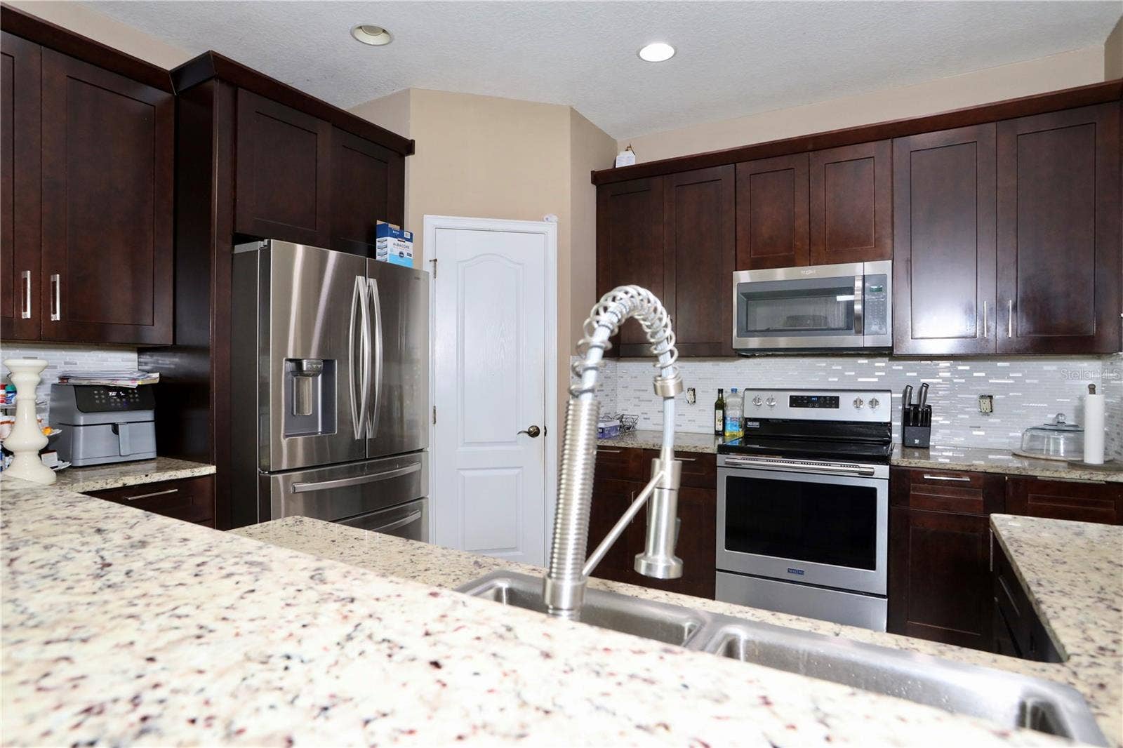 13622 DARCHANCE ROAD, Windermere, FL 34786 kitchen