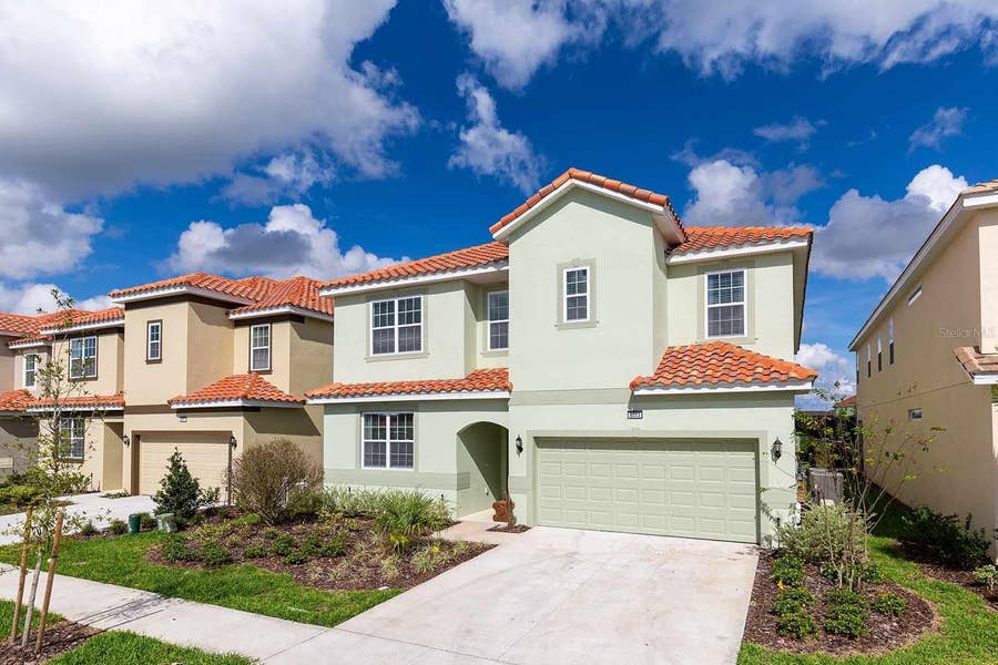 Property photo for 8013 OAK SHADOW COURT, Davenport, FL