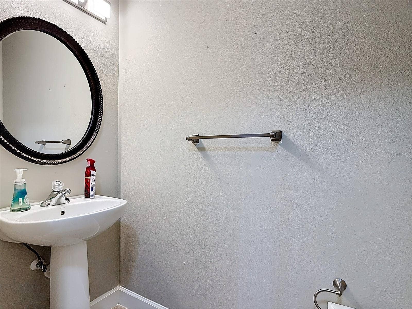 1231 WRIGHT CIR, #308, Celebration, FL 34747 Half Bathroom adjacent to Bedroom 3