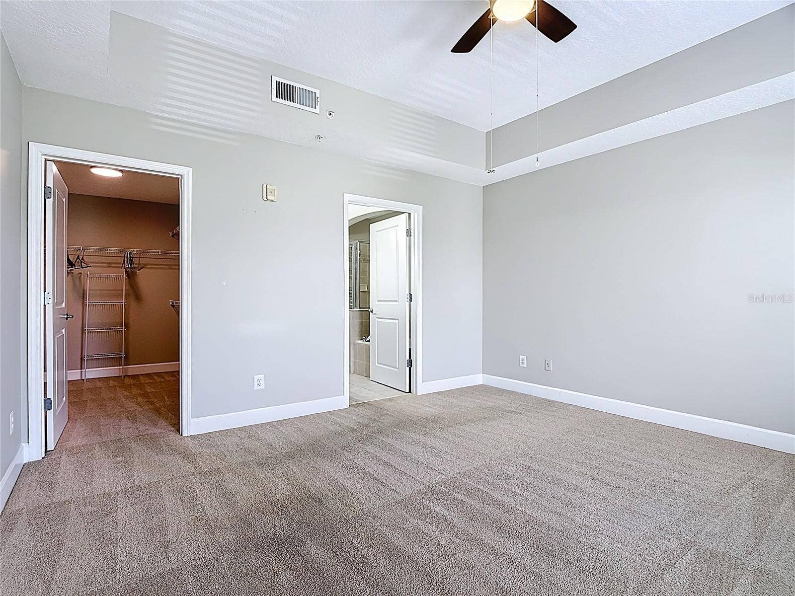 1231 WRIGHT CIR, #308, Celebration, FL 34747 Entrance to Walk-in Closet and Owners' Bathroom
