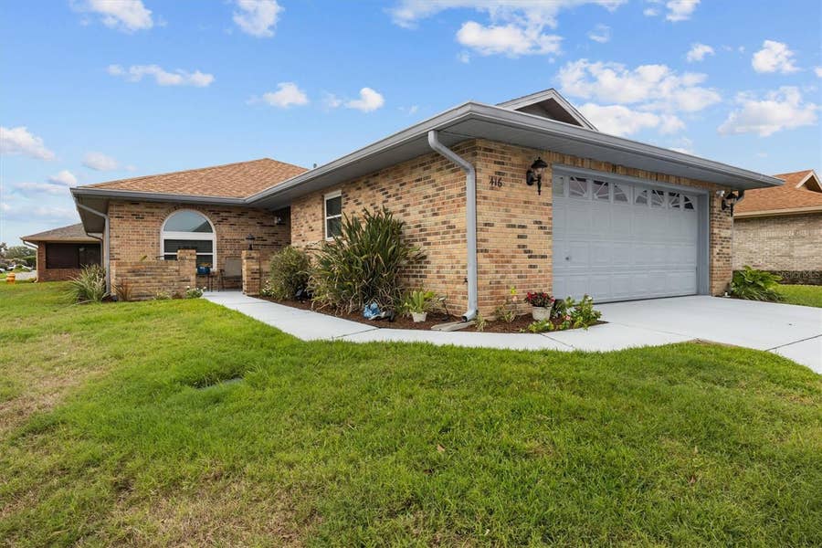 Property photo for 416 BARBADOS CIRCLE, Lakeland, FL