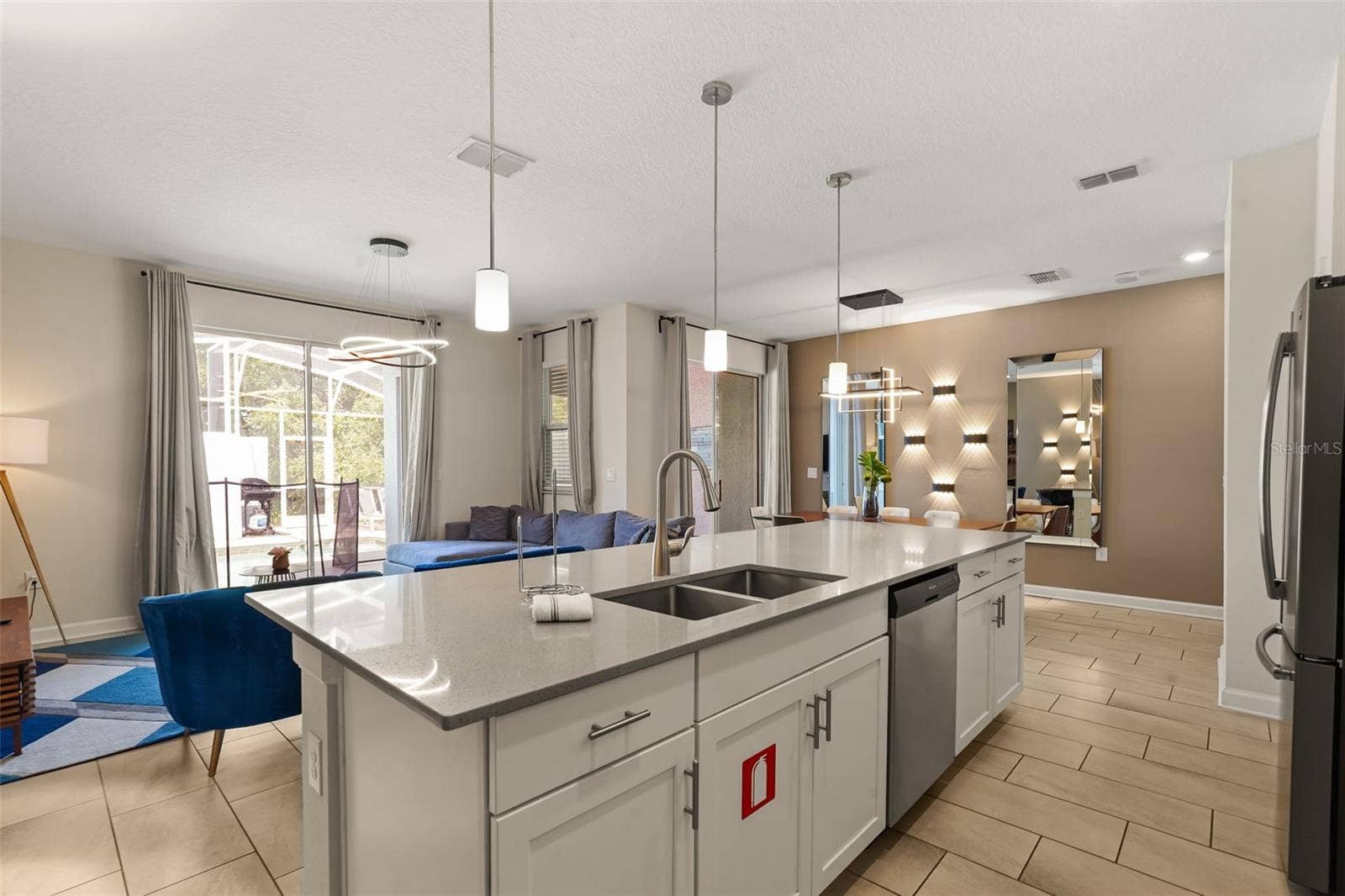 374 OCEAN COURSE AVENUE, Davenport, FL 33896 Kitchen.
