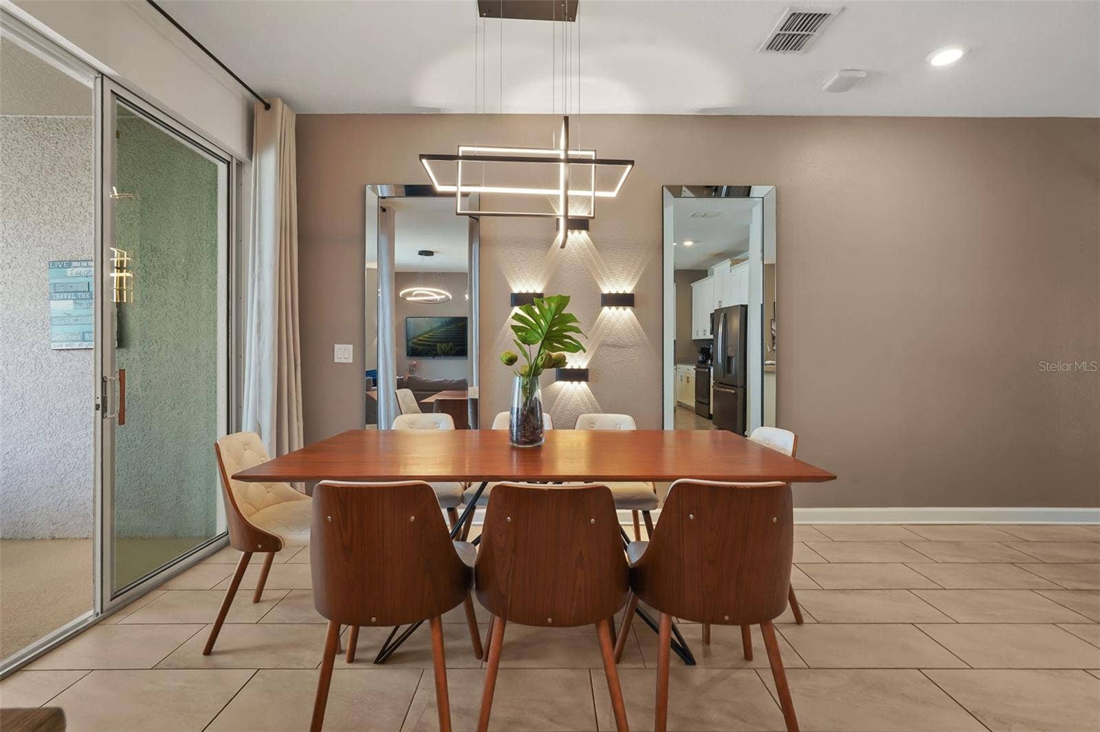 374 OCEAN COURSE AVENUE, Davenport, FL 33896 Dining Room.
