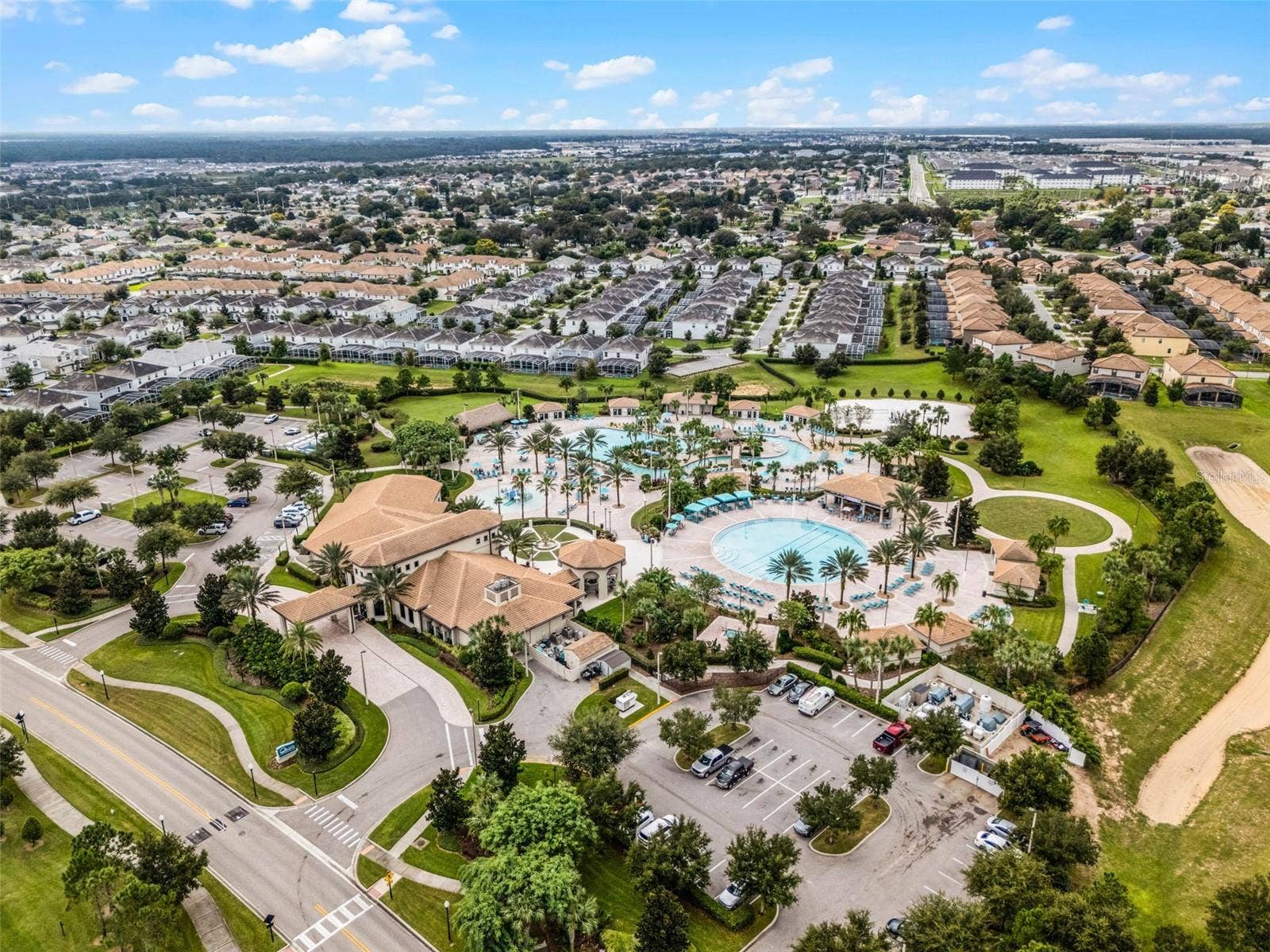 9038 STINGER DRIVE, Davenport, FL 33896 9038 STINGER DRIVE, Davenport, FL 33896
