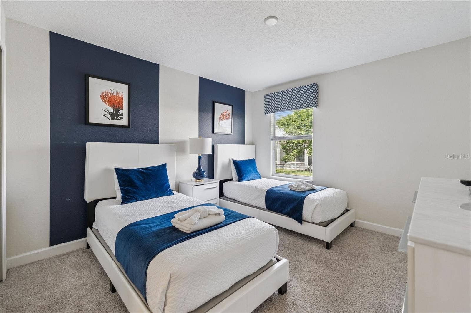 9038 STINGER DRIVE, Davenport, FL 33896 9038 STINGER DRIVE, Davenport, FL 33896
