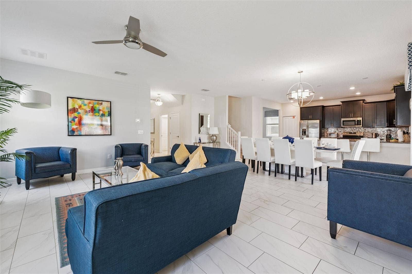 9038 STINGER DRIVE, Davenport, FL 33896 9038 STINGER DRIVE, Davenport, FL 33896