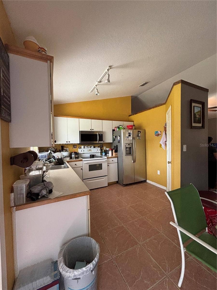 4250 WORTHINGTON PLACE, Mascotte, FL 34753 4250 WORTHINGTON PLACE, Mascotte, FL 34753