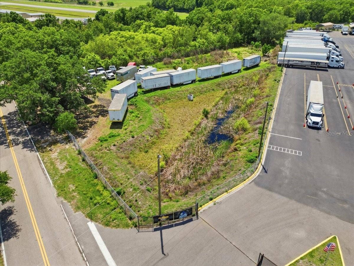 100 S AIRPORT ROAD, Lake Wales, FL 33859 100 S AIRPORT ROAD, Lake Wales, FL 33859