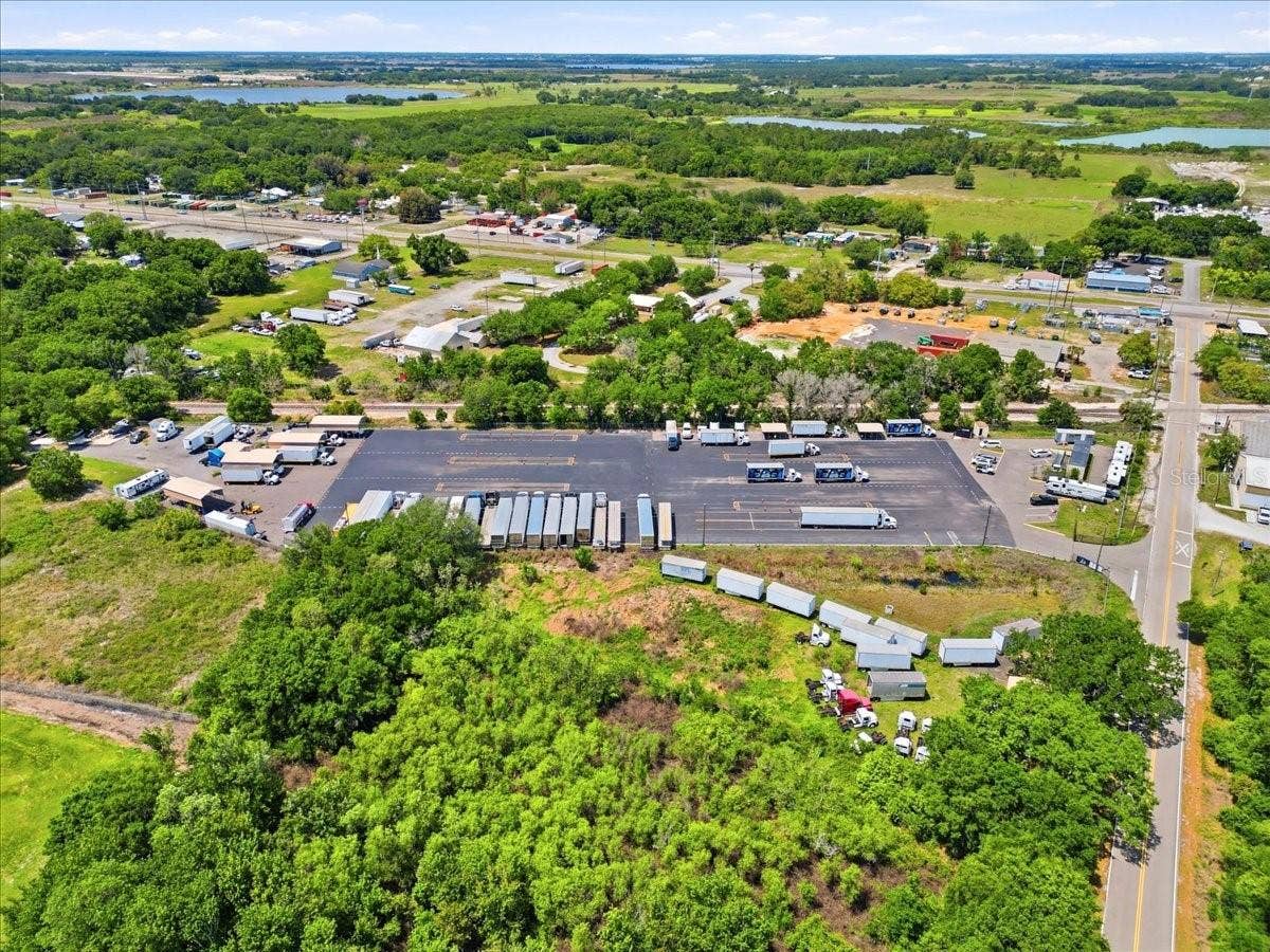 100 S AIRPORT ROAD, Lake Wales, FL 33859 100 S AIRPORT ROAD, Lake Wales, FL 33859