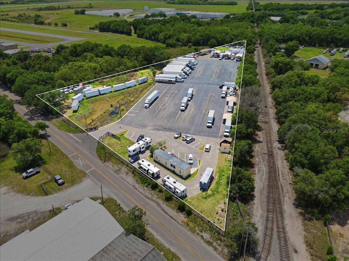 100 S AIRPORT ROAD, Lake Wales, FL 33859 100 S AIRPORT ROAD, Lake Wales, FL 33859