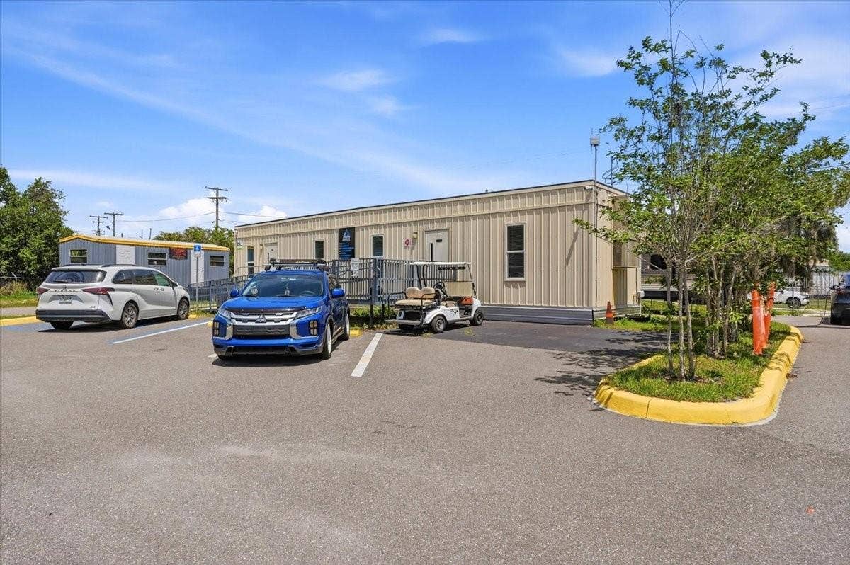 100 S AIRPORT ROAD, Lake Wales, FL 33859 100 S AIRPORT ROAD, Lake Wales, FL 33859