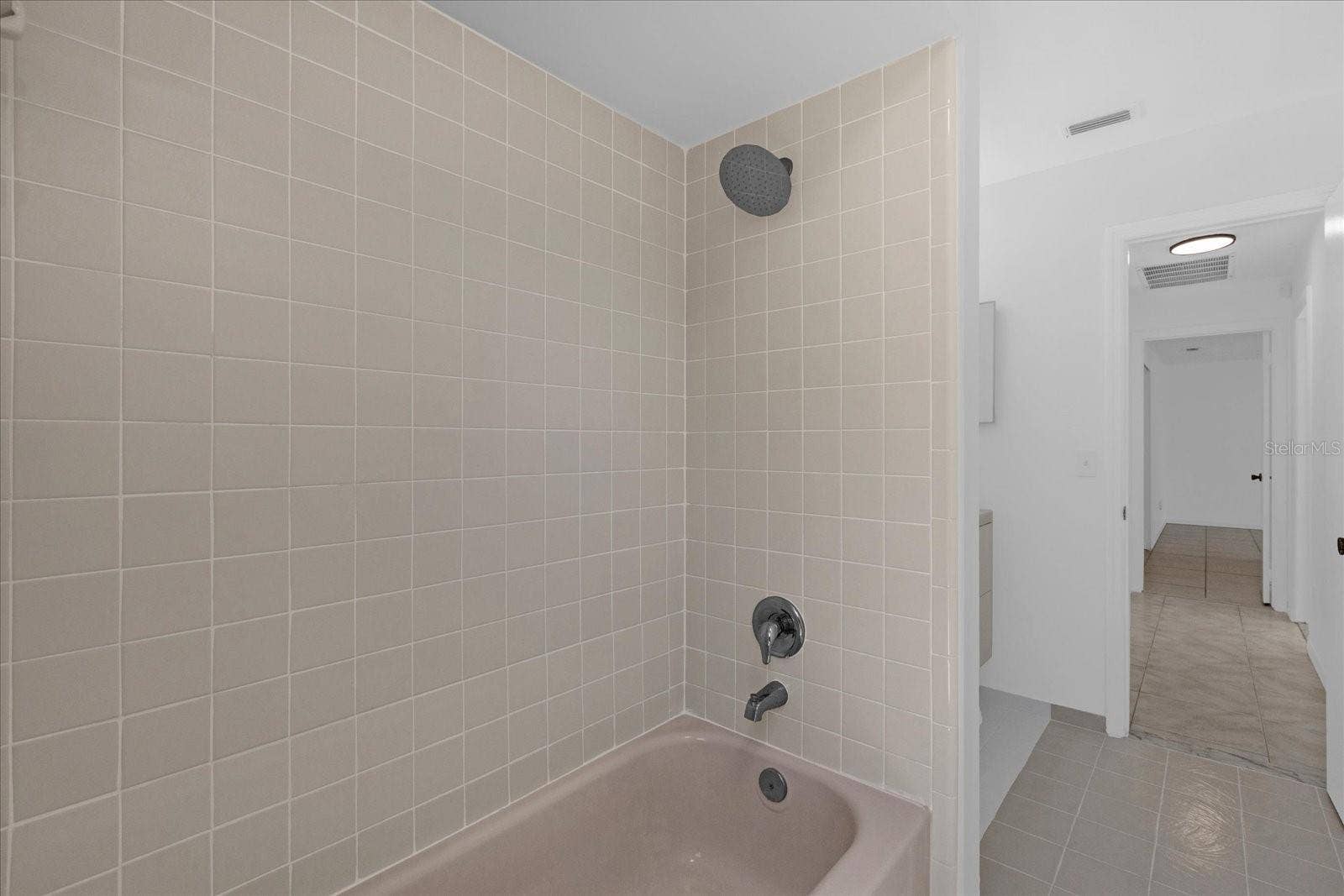 9011 CHAPMAN OAK COURT, Windermere, FL 34786 9011 CHAPMAN OAK COURT, Windermere, FL 34786