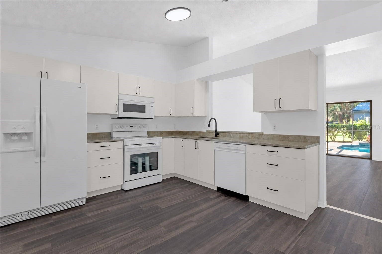 9011 CHAPMAN OAK COURT, Windermere, FL 34786 9011 CHAPMAN OAK COURT, Windermere, FL 34786