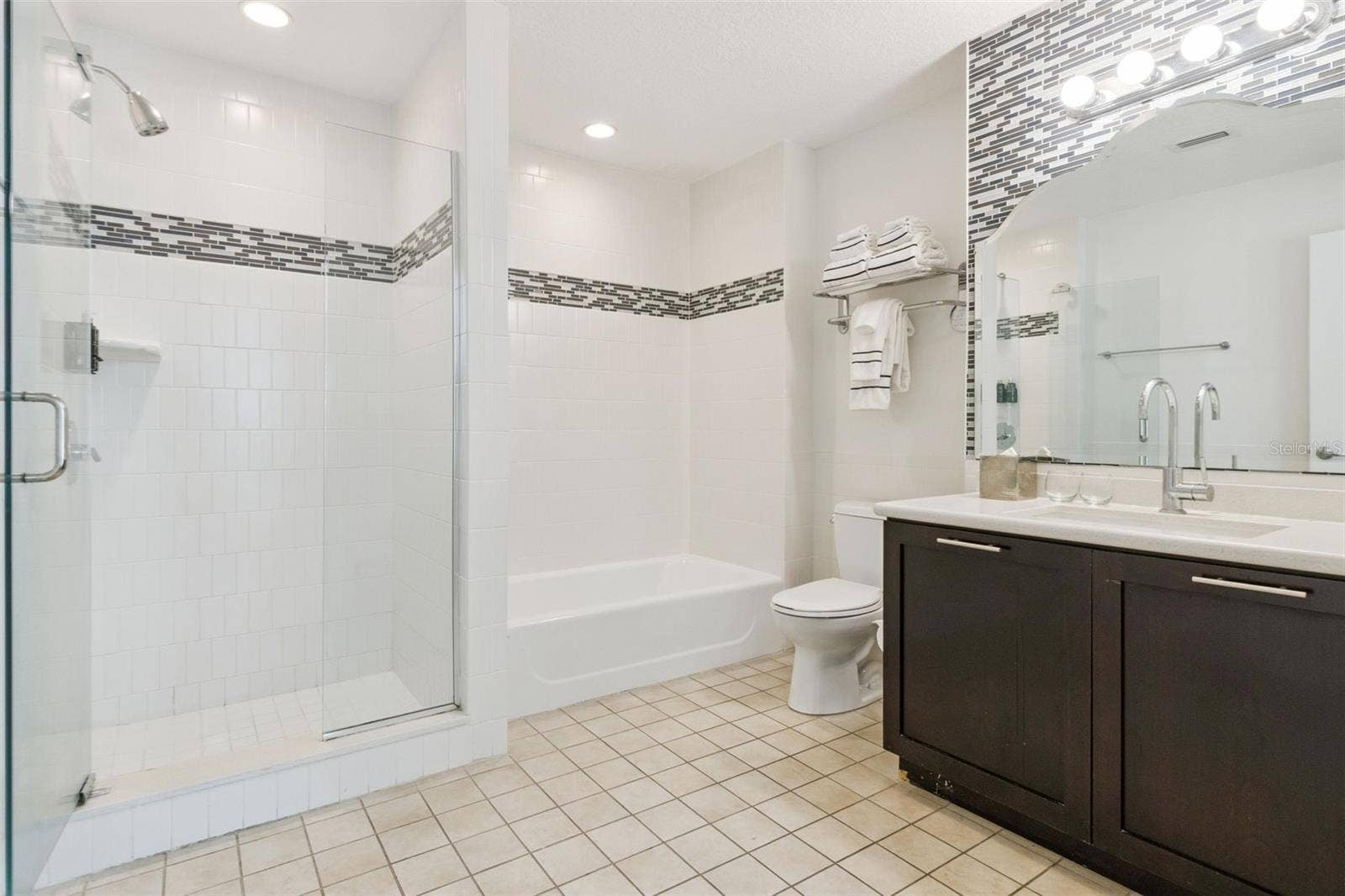 225 CELEBRATION PLACE, #216, Celebration, FL 34747 225 CELEBRATION PLACE, #216, Celebration, FL 34747