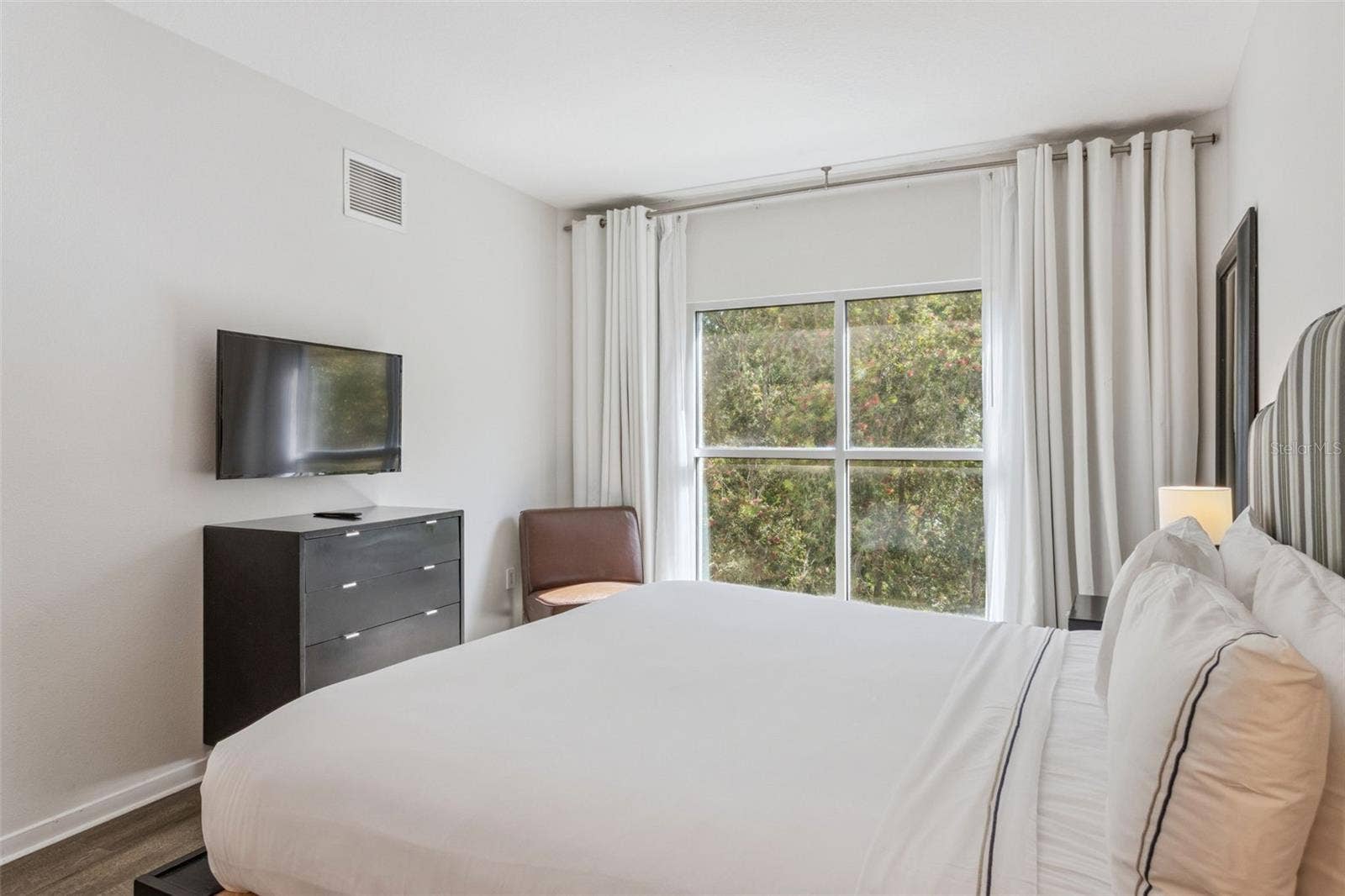 225 CELEBRATION PLACE, #216, Celebration, FL 34747 225 CELEBRATION PLACE, #216, Celebration, FL 34747