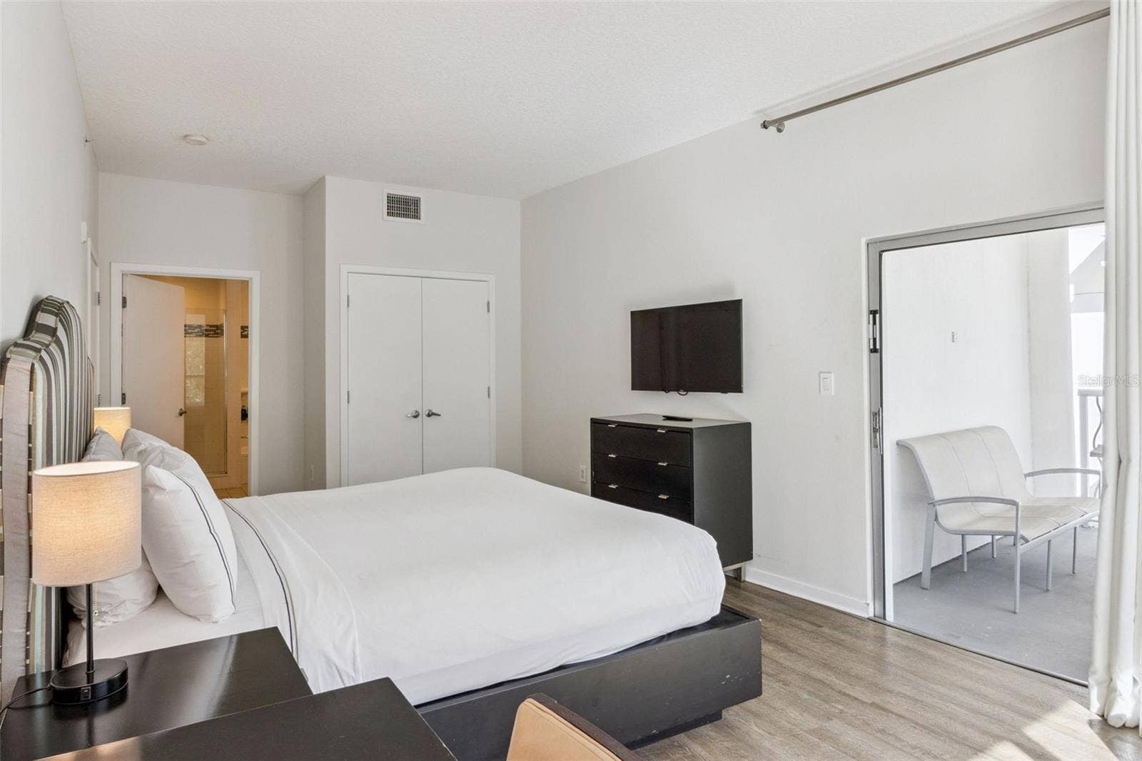 225 CELEBRATION PLACE, #216, Celebration, FL 34747 225 CELEBRATION PLACE, #216, Celebration, FL 34747