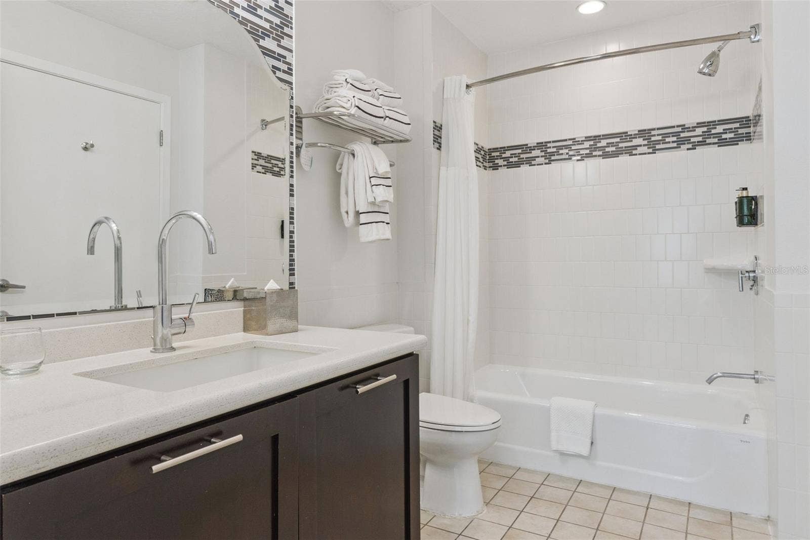 225 CELEBRATION PLACE, #216, Celebration, FL 34747 225 CELEBRATION PLACE, #216, Celebration, FL 34747