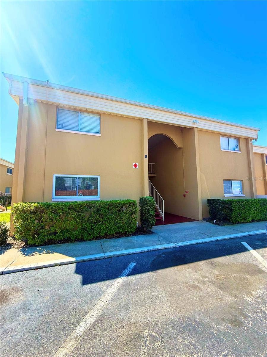 1000 LAKE OF THE WOODS BOULEVARD, #101B, Casselberry, FL 32730 building b