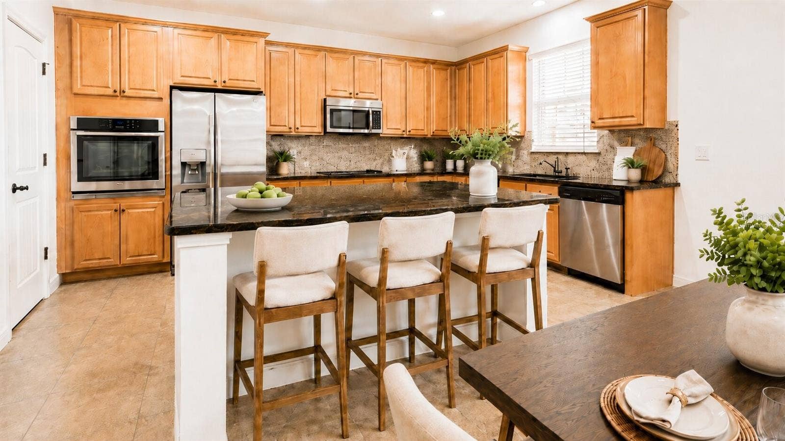8531 GEDDES LOOP, Orlando, FL 32836 Virtually Staged