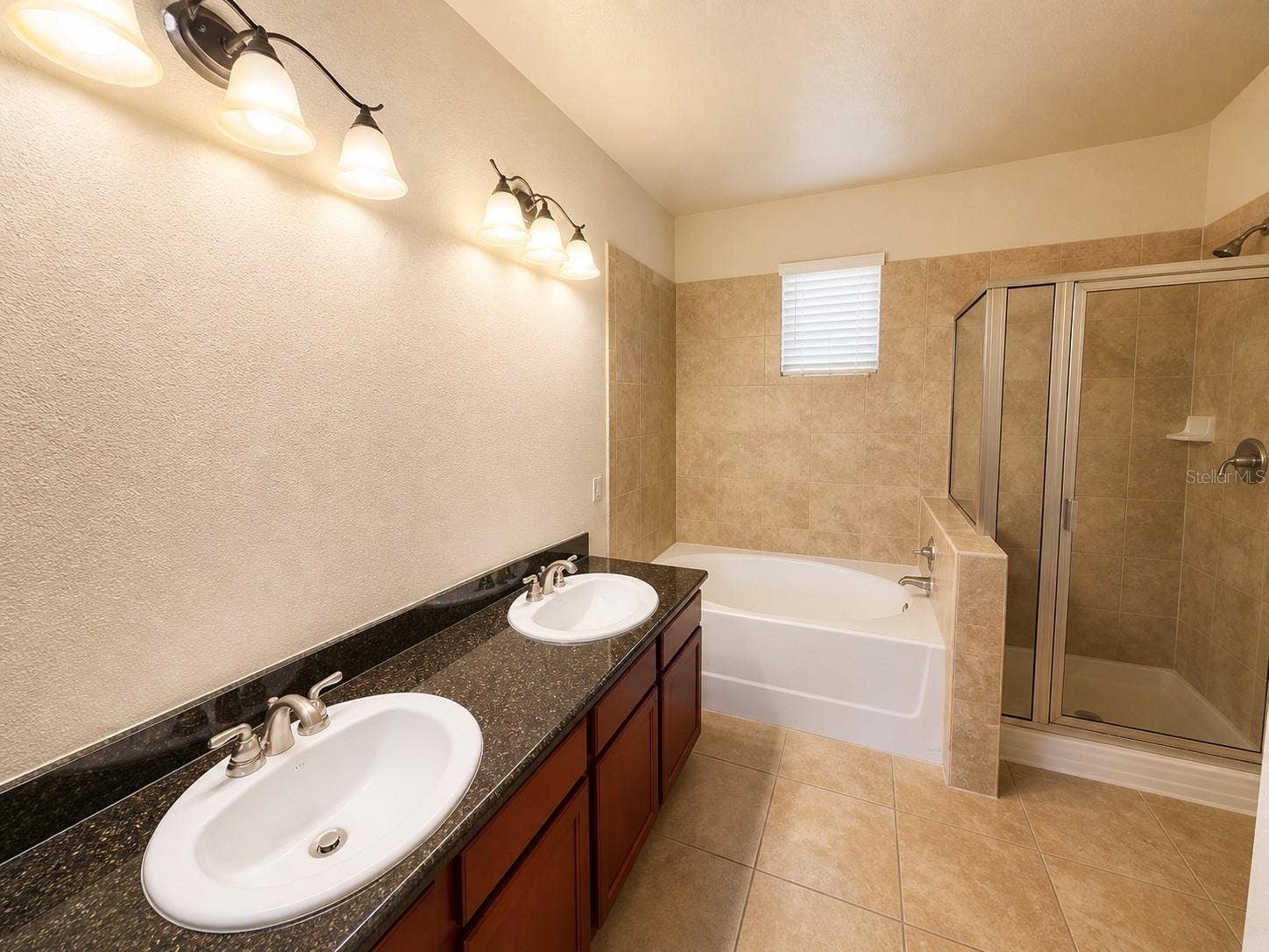 907 CHARO PARKWAY, #915, Davenport, FL 33897 907 CHARO PARKWAY, #915, Davenport, FL 33897