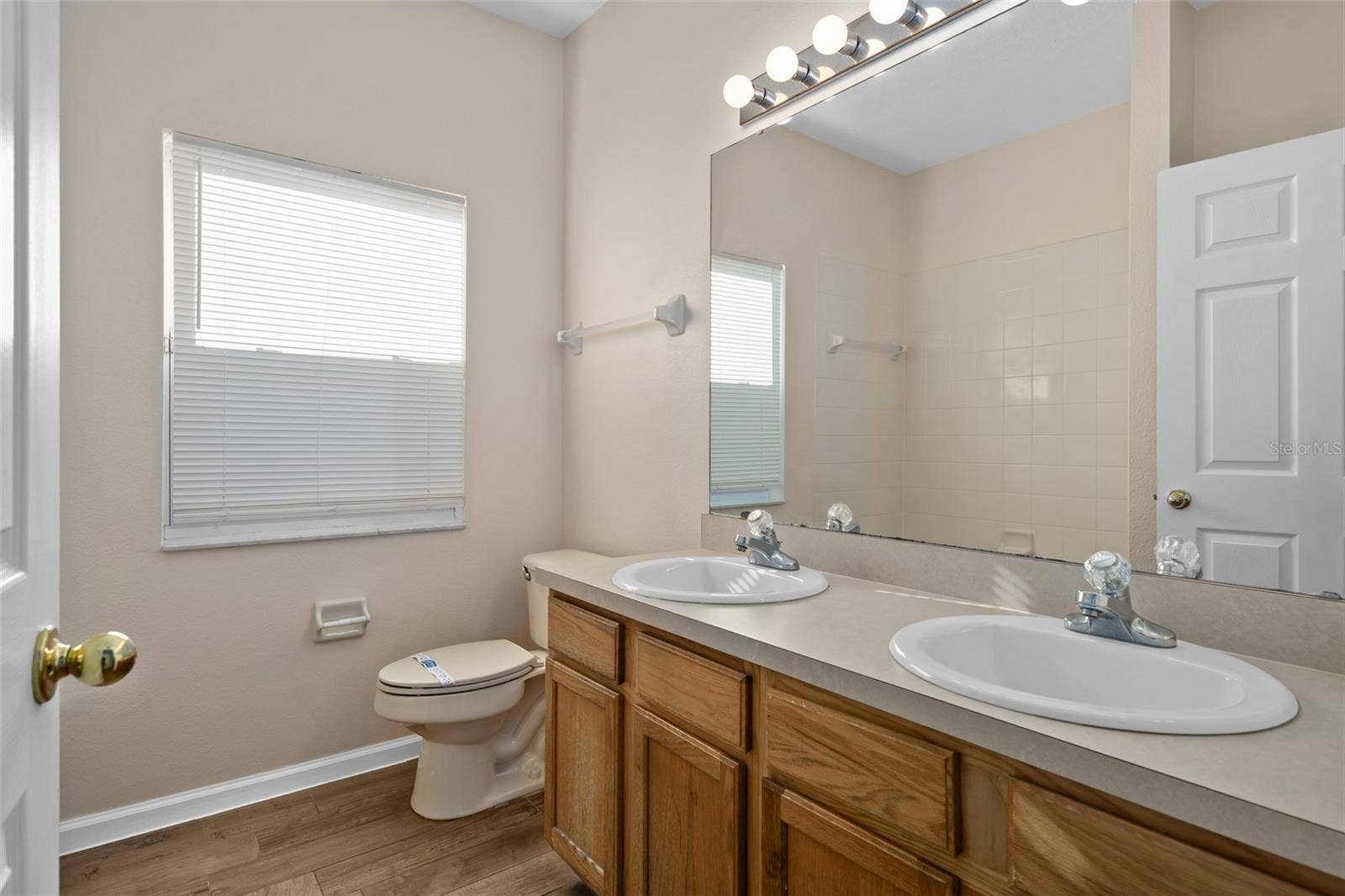 1513 HARRIER DRIVE, Orlando, FL 32837 1513 HARRIER DRIVE, Orlando, FL 32837