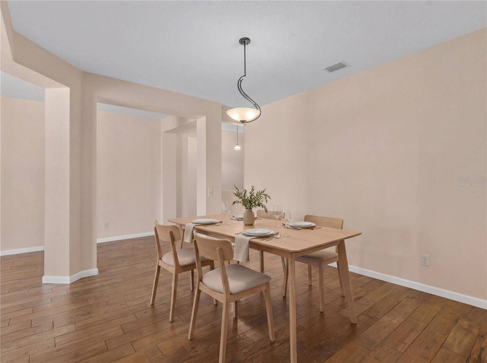 1513 HARRIER DRIVE, Orlando, FL 32837 Virtually staged