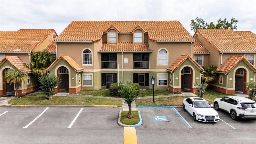 Property photo for 445 FOUNTAINHEAD CIRCLE, #257, Kissimmee, FL