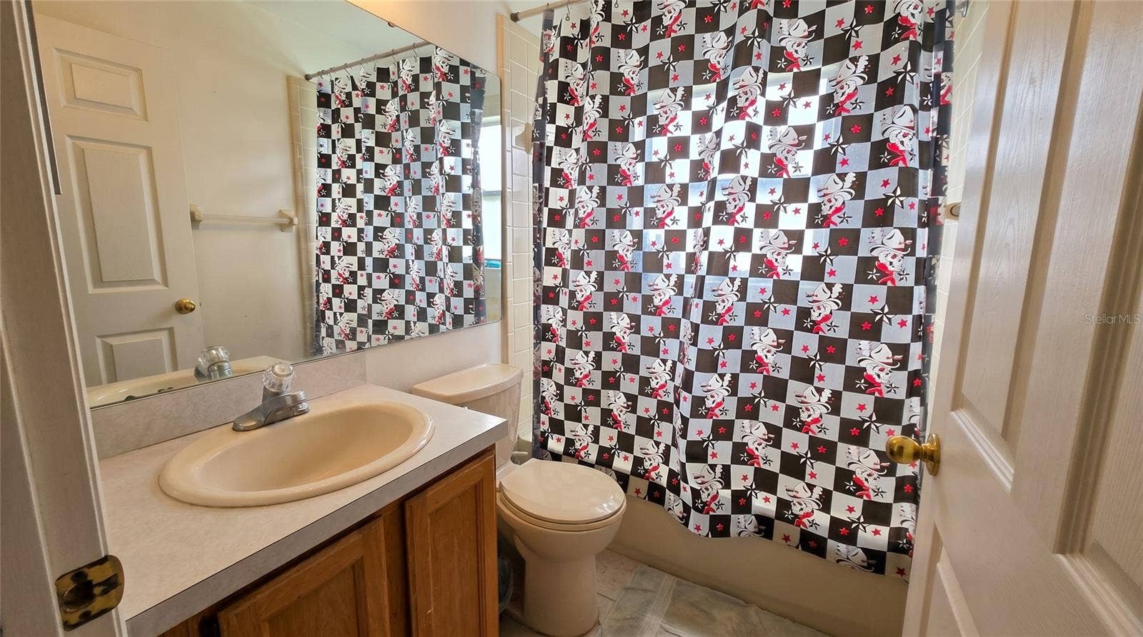 2003 TIPTREE CIRCLE, Orlando, FL 32837 2003 TIPTREE CIRCLE, Orlando, FL 32837