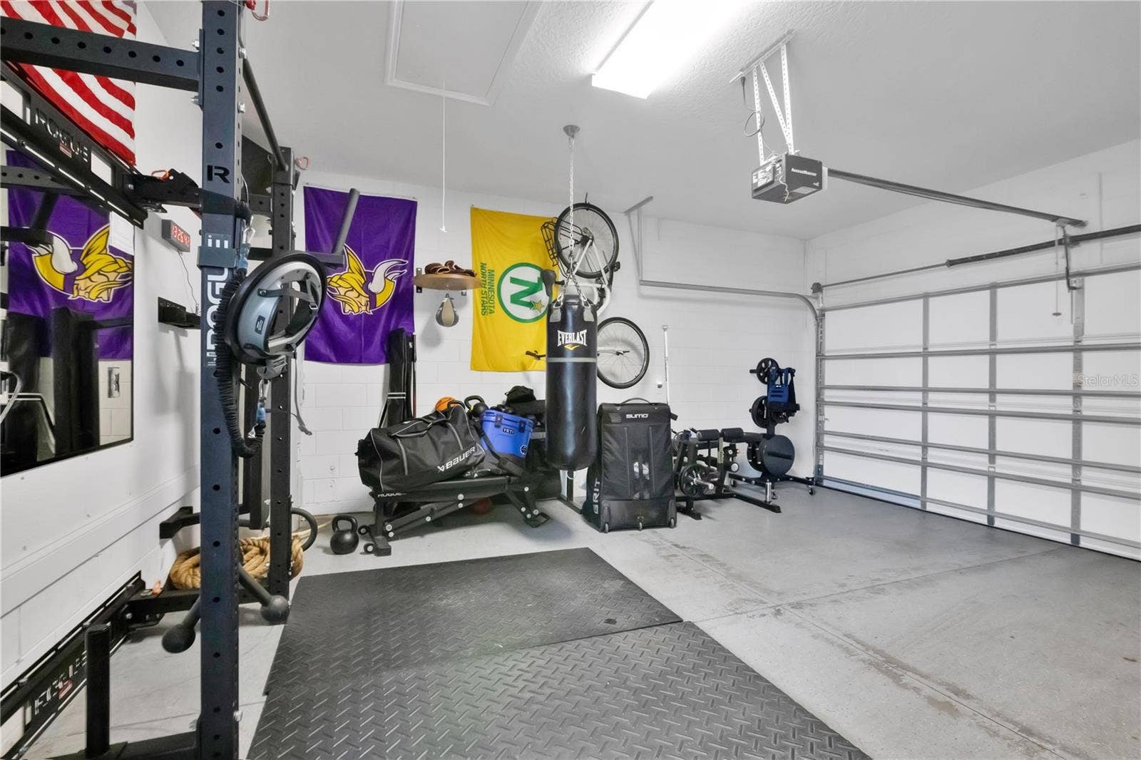 9189 MERRIFIELD STREET, Orlando, FL 32827 9189 MERRIFIELD STREET, Orlando, FL 32827