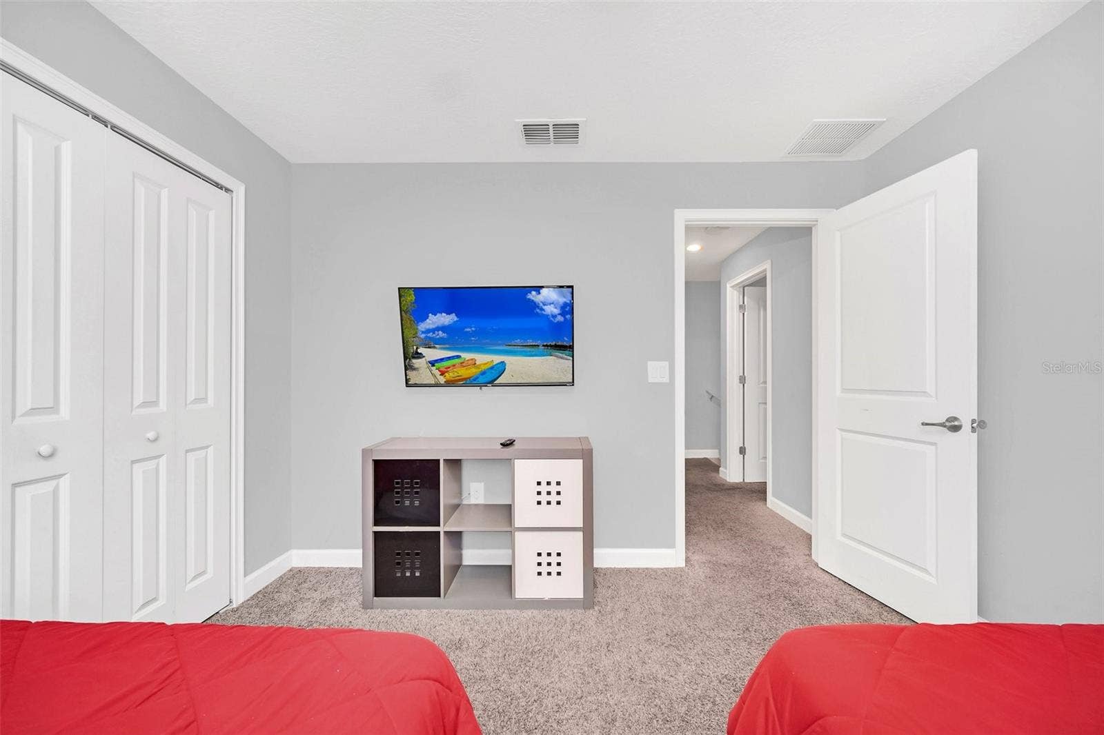 9017 DOGLEG DRIVE, Davenport, FL 33896 9017 DOGLEG DRIVE, Davenport, FL 33896
