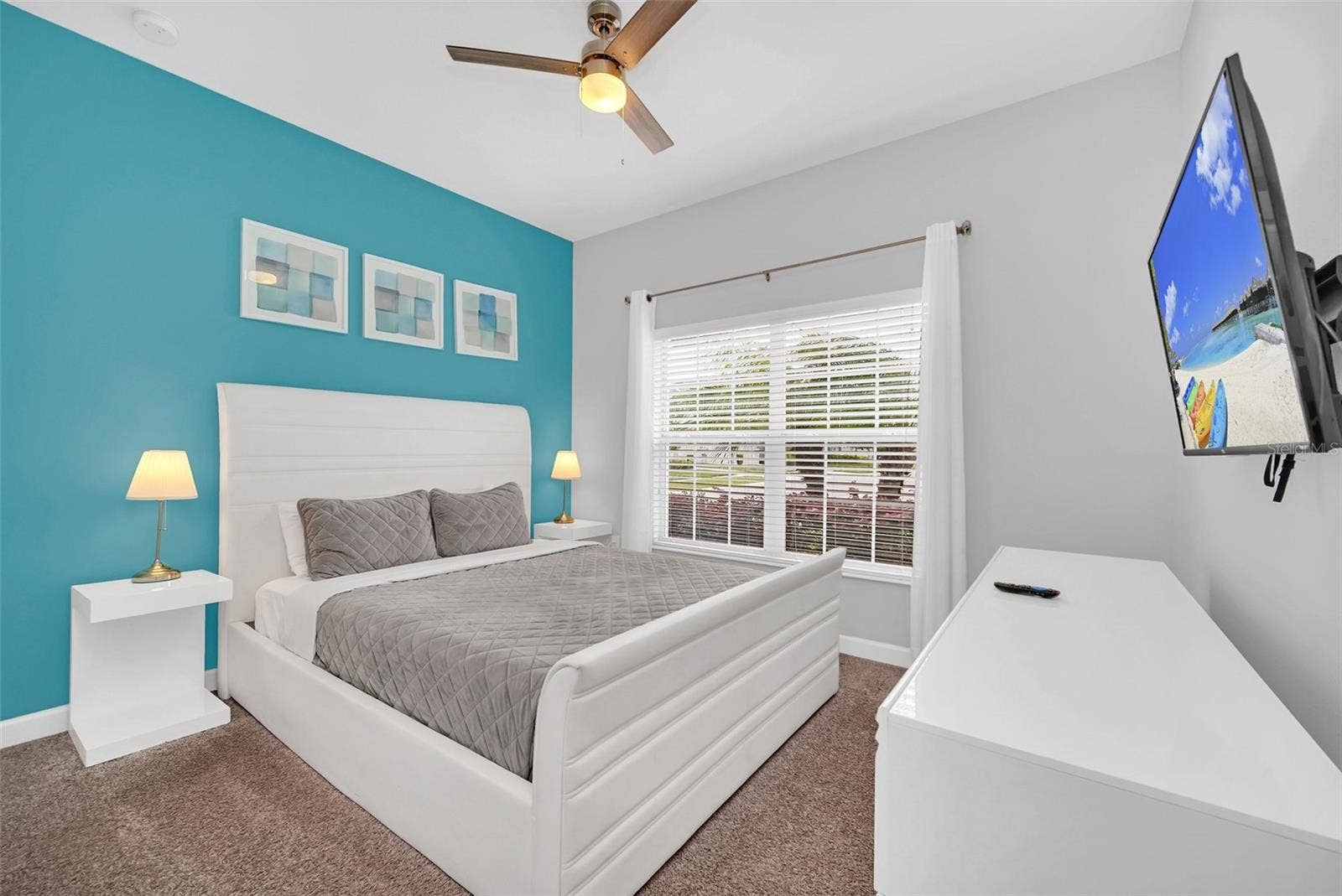 9017 DOGLEG DRIVE, Davenport, FL 33896 9017 DOGLEG DRIVE, Davenport, FL 33896