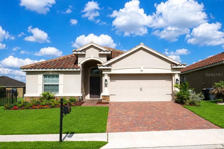 Property photo for 2172 LAKE SIDE AVENUE, Davenport, FL