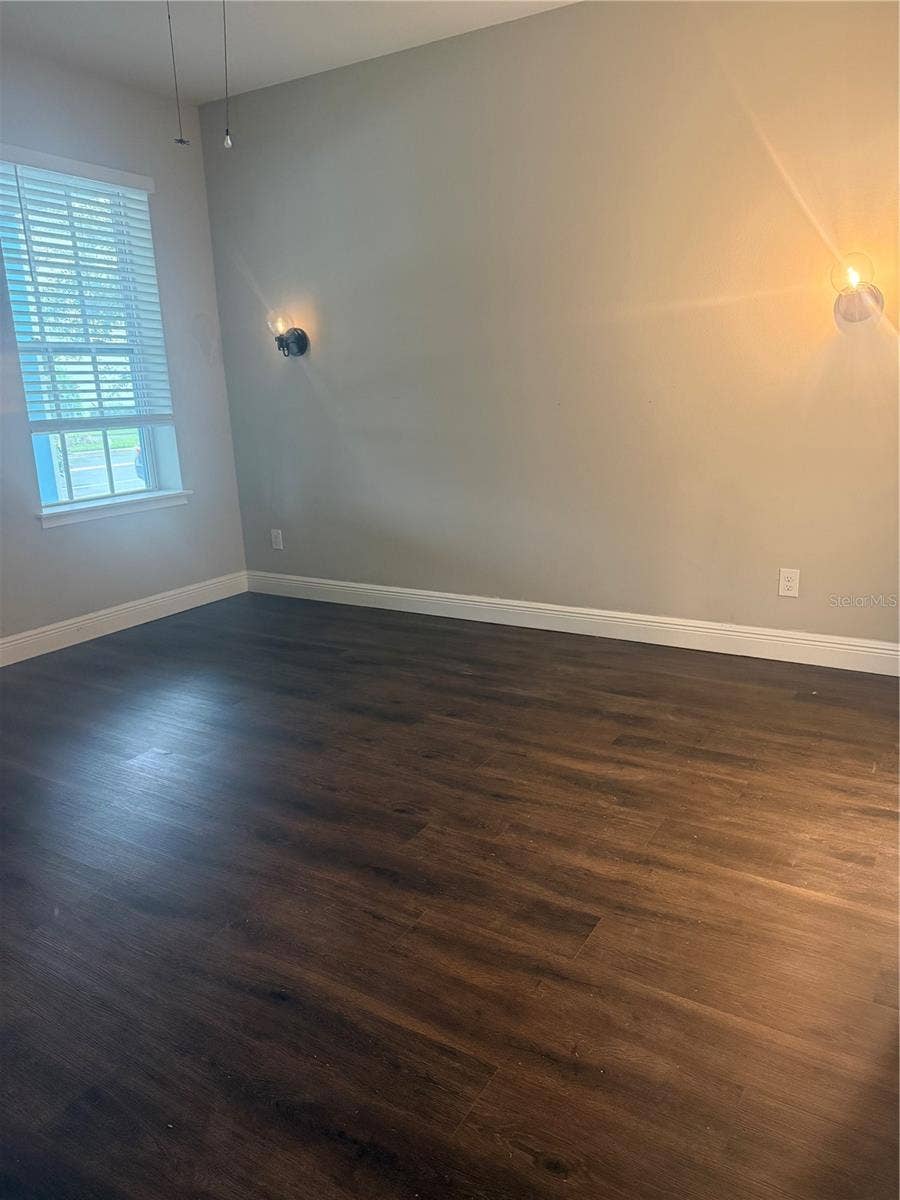 7805 NEMOURS PARKWAY, Orlando, FL 32827 7805 NEMOURS PARKWAY, Orlando, FL 32827