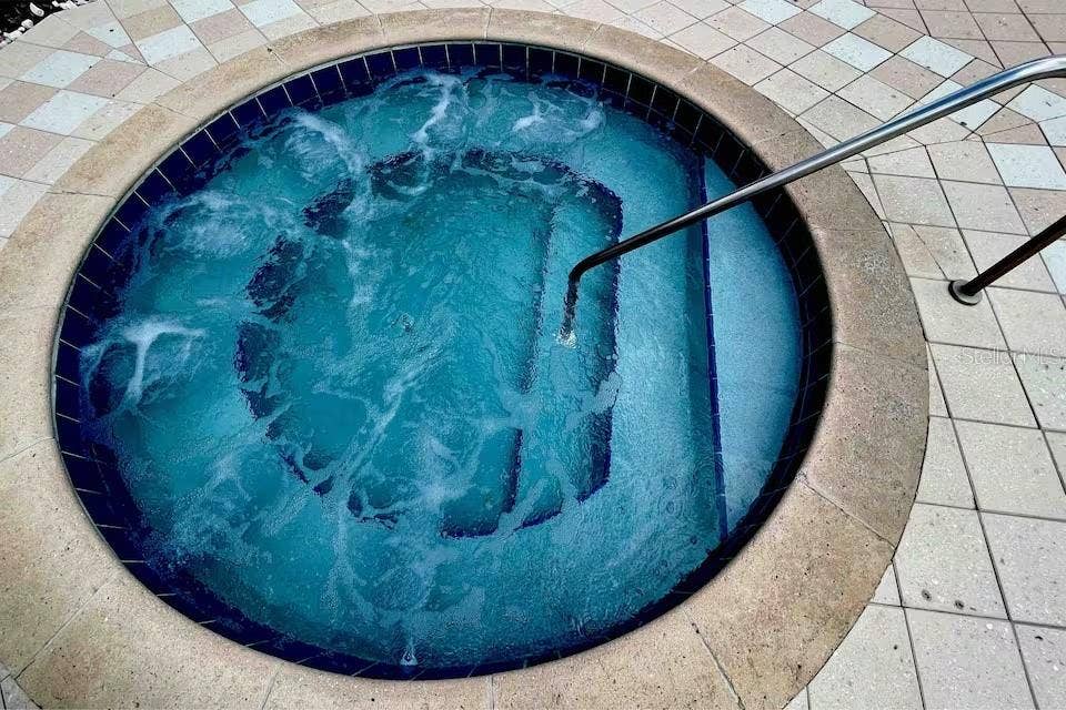 1326 SEVEN EAGLES COURT, #1326, Kissimmee, FL 34747 Community Hottub