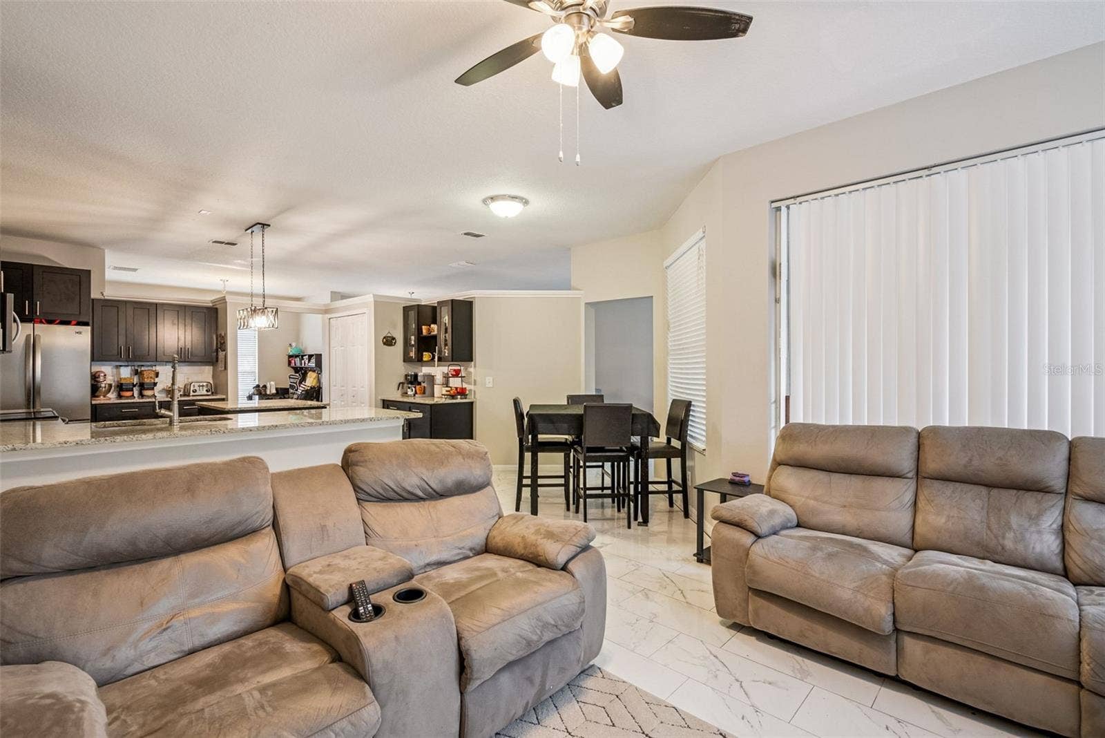 13805 EAGLES GLEN COURT, Orlando, FL 32837 13805 EAGLES GLEN COURT, Orlando, FL 32837