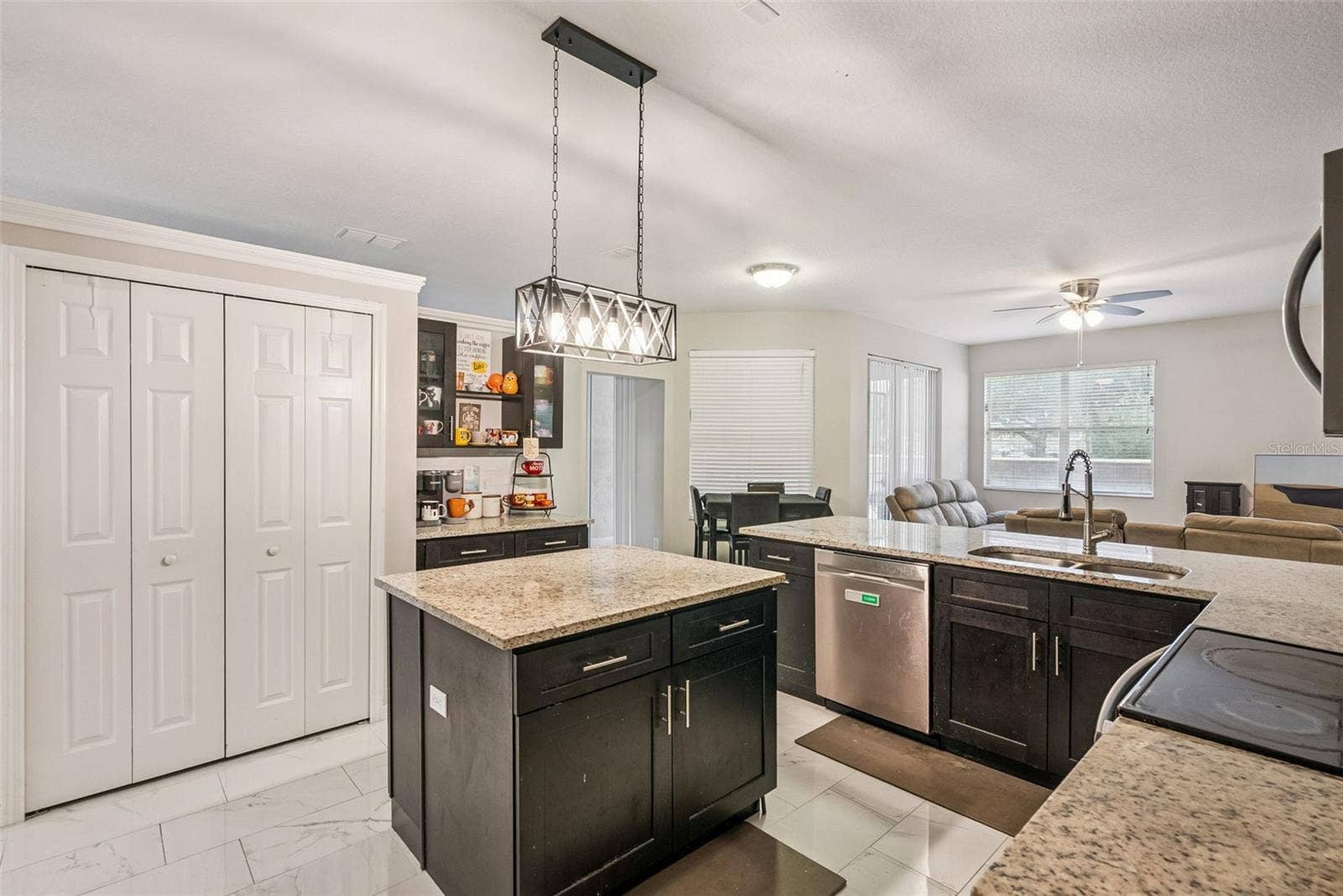 13805 EAGLES GLEN COURT, Orlando, FL 32837 13805 EAGLES GLEN COURT, Orlando, FL 32837